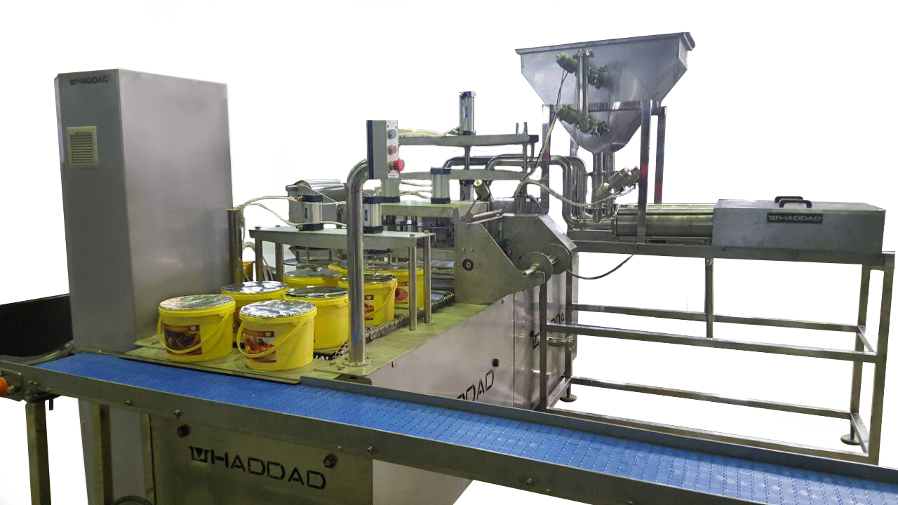 Photo of the BPF-2L-6KG Bucket Filling Machine